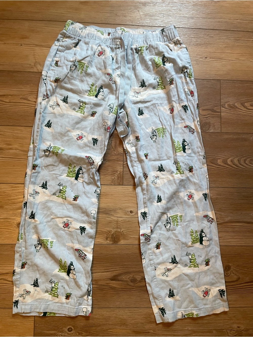 Old Navy Women’s Flannel Star Wars Pajama Pants